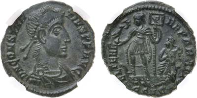 Лот №52,  Римская Империя, Император Констант. Фоллис 350 года. В слабе ННР XF.