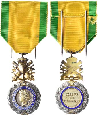 Лот №35,  Франция. Третья Республика. Военная медаль. Выпуск 1870-1940 гг.