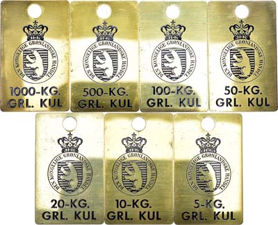 Лот №76,  Гренландия, Королевская Гренландская компания. Полный комплект жетонов на покупку угля. Прямоугольные жетоны с отверстием.