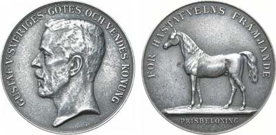 Лот №467,  Королевство Швеция. Король Густав V. Медаль 1907-1950 гг. За содействие в разведении лошадей.