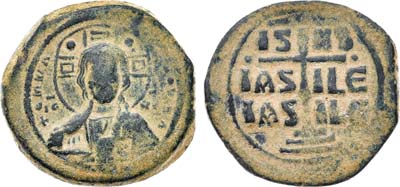 Лот №42,  Византийская империя. Император Роман III Аргир. Фоллис 1028-1034 гг. Анонимный выпуск.
