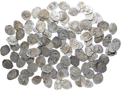 Лот №498,  Лот из 100 монет периода Ивана Грозного XVI века.