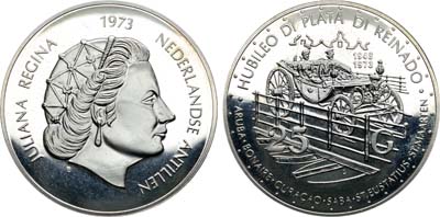 Лот №220,  Нидерландские Антильские острова. Королева Юлиана. 25 гульденов 1973 года. 25 лет правления королевы.