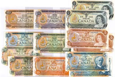 Лот №704,  Канада. Коллекция из 50 банкнот (1954-2018 гг) в альбоме.