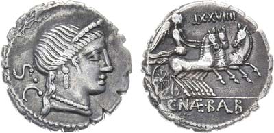 Лот №17,  Римская Республика. Монетарий Гай Невий Бальб. Денарий. 79 г. до н.э..