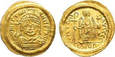 Лот №103,  Византийская империя. Император Юстиниан I. Cолид  527-565 гг.
