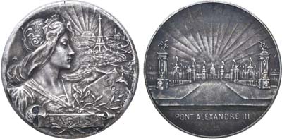 Лот №817,  Франция. Третья республика. Медаль 1900 года. В память открытия моста имени Александра III в Париже.