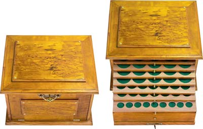 Лот №1109,  Мюнцкабинет для 233 монет.